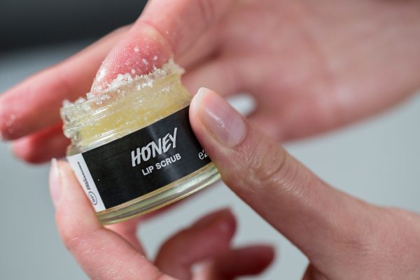 Tẩy Da Chết Môi Lush Honey Sugar 25g