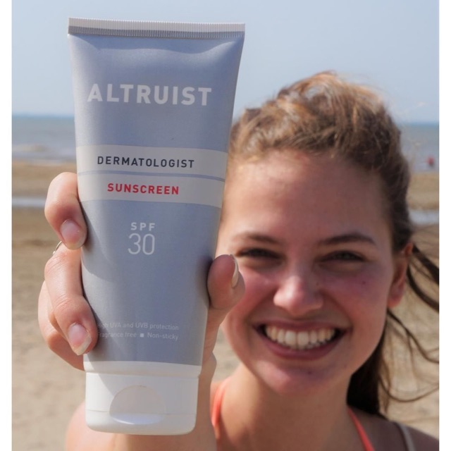 Kem chống nắng Altruist Dermatologist Sunscreen