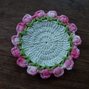 Pressed Tulip Crochet Flower Coaster - Easy beginning crochet pattern ( English subtitles)