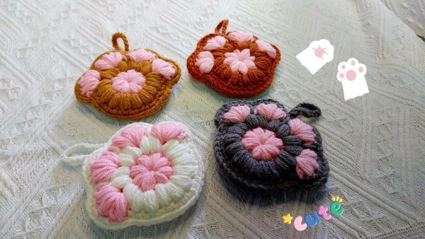 Cute and Easy Paw Crochet Bag Charm - How to Crochet (English Subtitles)