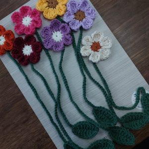Easy Flower Bookmark Crochet Pattern – Beginner Friendly Video Tutorial