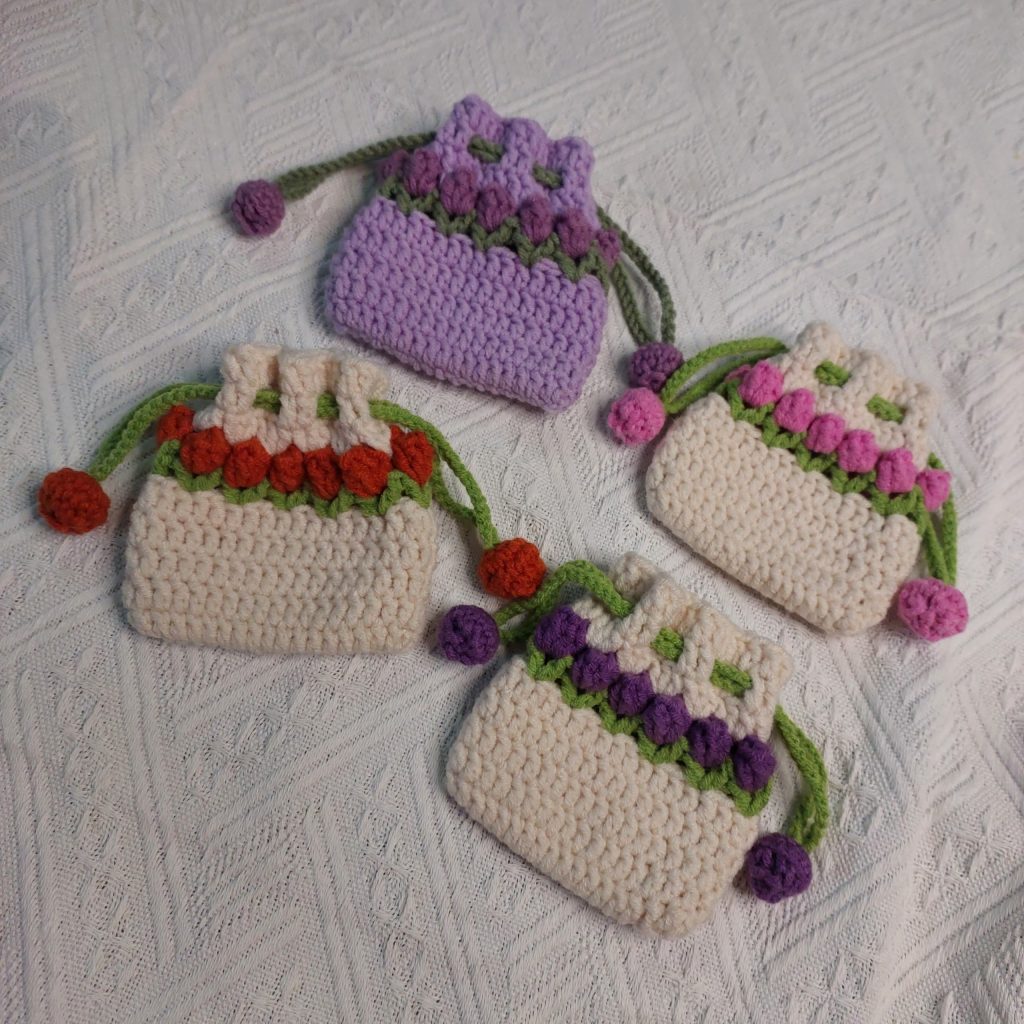 Tulip Pouch Bag Crochet Pattern for Beginners